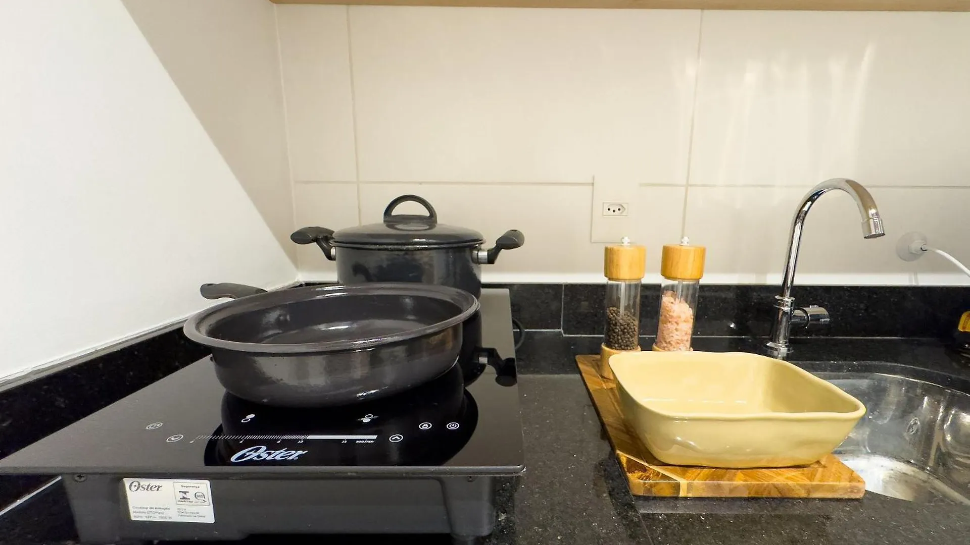 Appartement Estudio Na Frente Do Metro V. Mada Ate 4 Hospedes São Paulo Brazilië