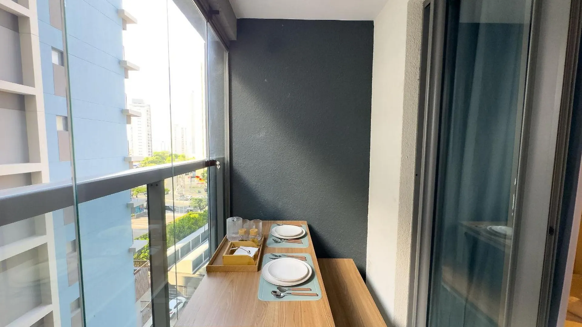 Estudio Na Frente Do Metro V. Mada Ate 4 Hospedes São Paulo